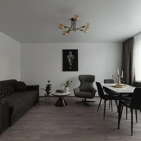 Apartment Modern And Cozy *