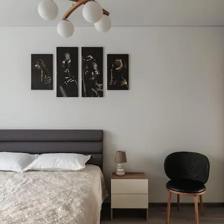 Apartment Modern And Cozy *